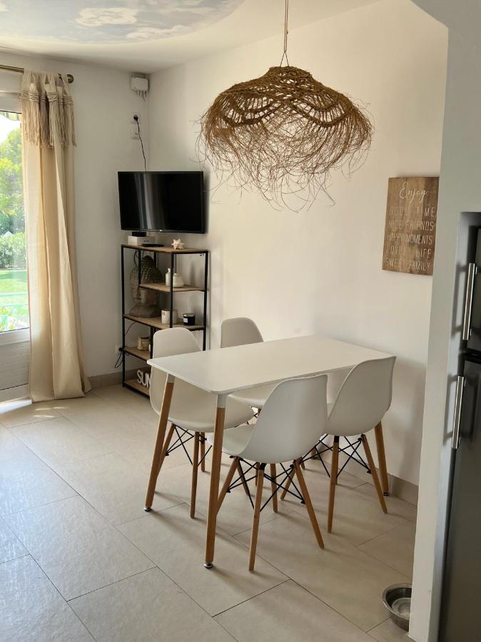 Duplex T3 Boulouris Pieds Dans L Eau Lägenhet Saint-Raphaël Exteriör bild