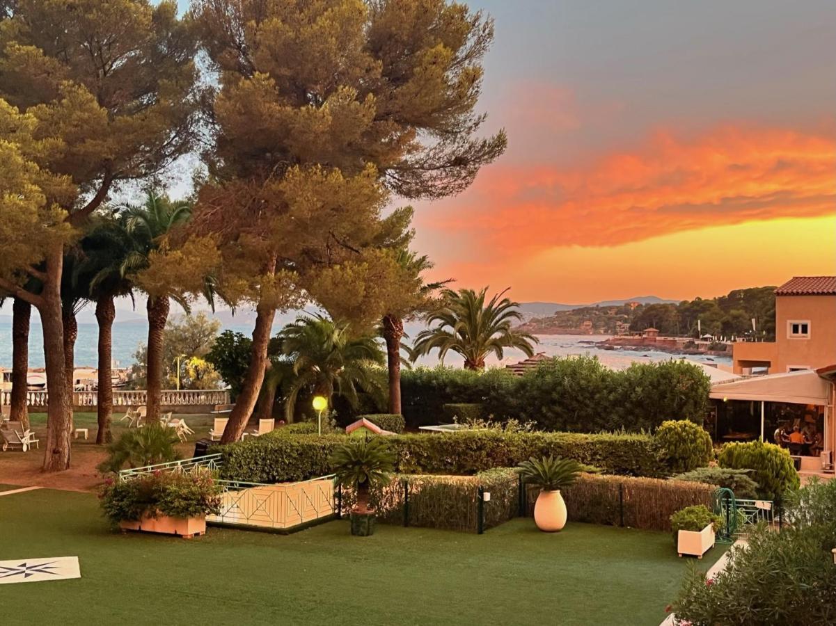 Duplex T3 Boulouris Pieds Dans L Eau Lägenhet Saint-Raphaël Exteriör bild