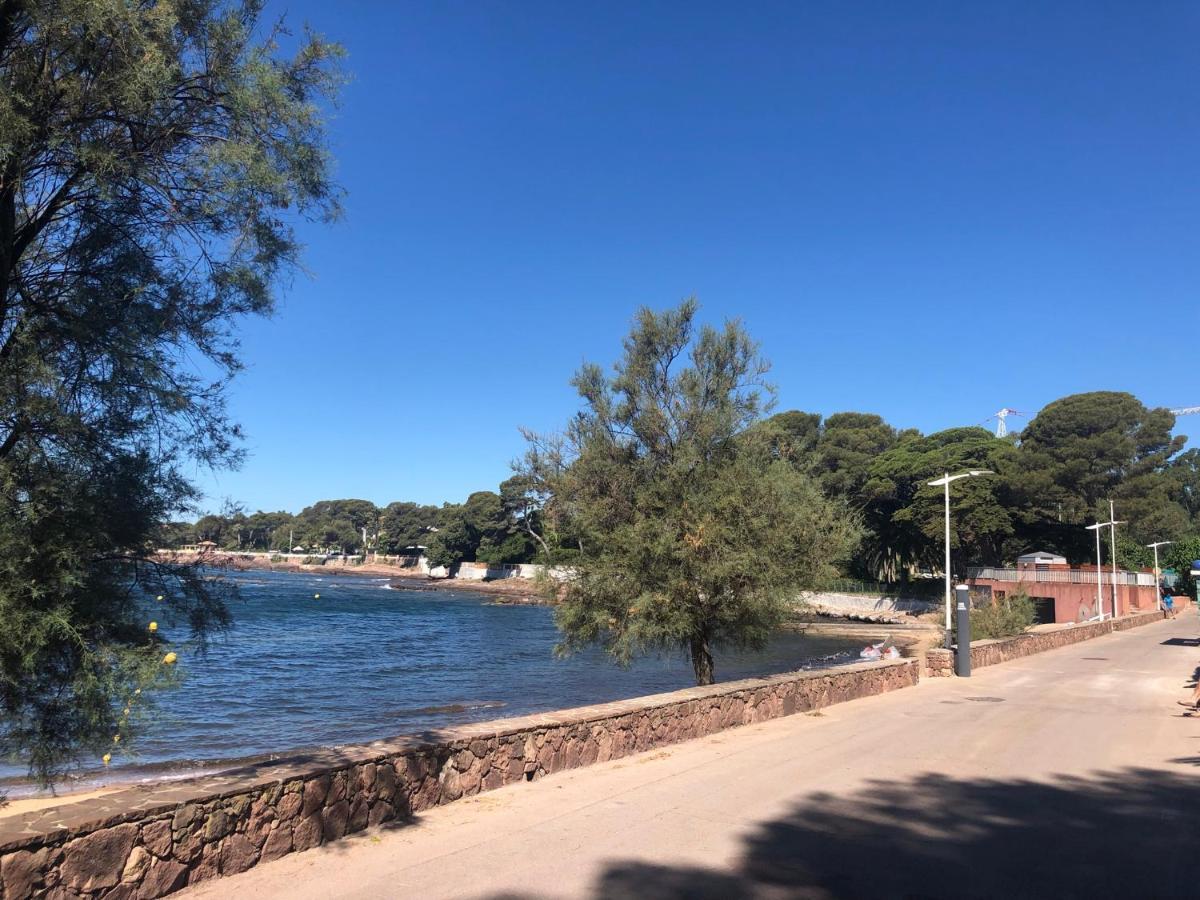 Duplex T3 Boulouris Pieds Dans L Eau Lägenhet Saint-Raphaël Exteriör bild