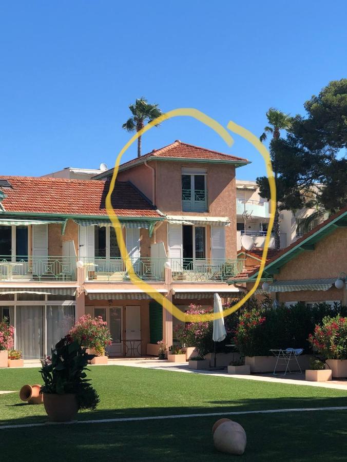 Duplex T3 Boulouris Pieds Dans L Eau Lägenhet Saint-Raphaël Exteriör bild